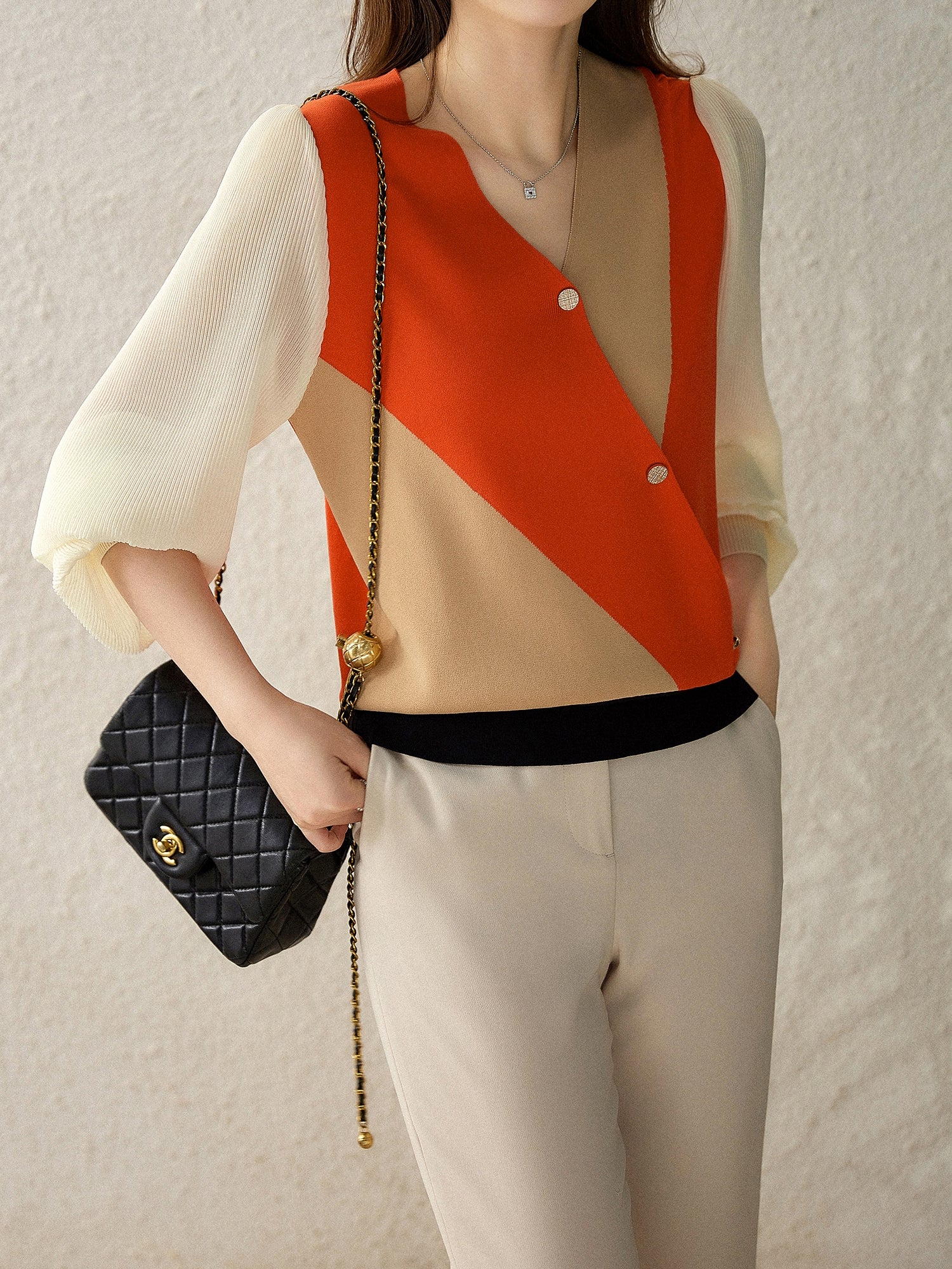 Two-tone docking pleated sleeve knit (3 colors)